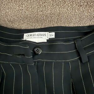 Giorgio Armani 80s/90s Relaxed Navy
Summerweight Pinstripe Pant
